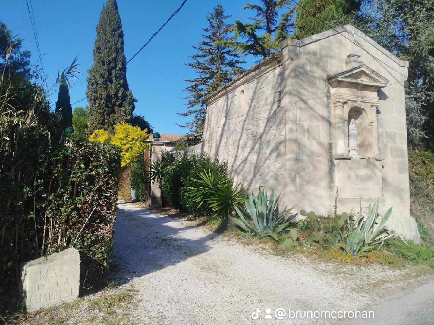 Mas De La Chapelle Sainte-Elisabeth Villa Tarascon Dış mekan fotoğraf